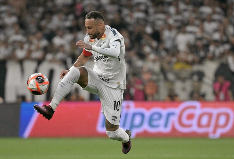 Vasco da Gama vs Santos - Quá khó cho Neymar